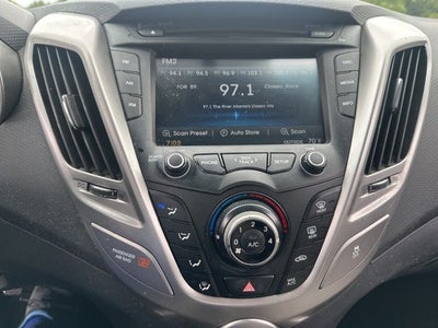 2013 Hyundai Veloster Base w/Gray