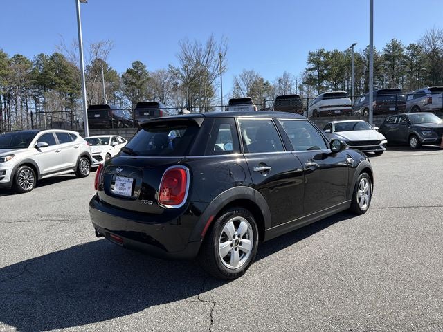 2017 MINI Cooper Base