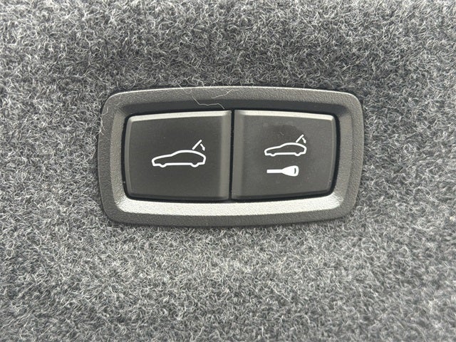 2023 Porsche Taycan Base