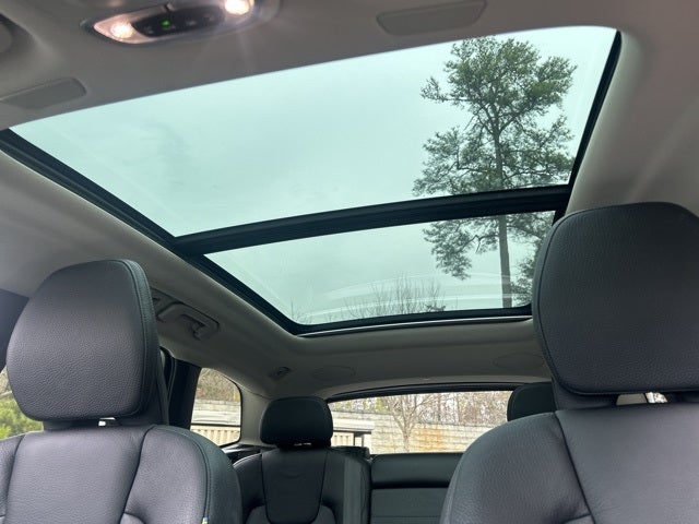 2021 Volvo XC60 T6 Momentum