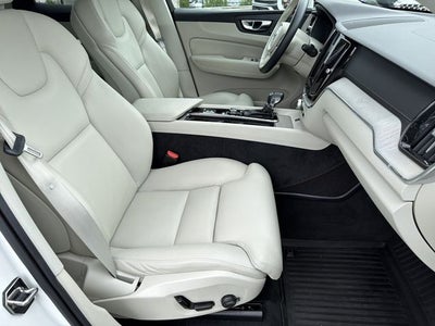 2020 Volvo XC60 T6 Inscription