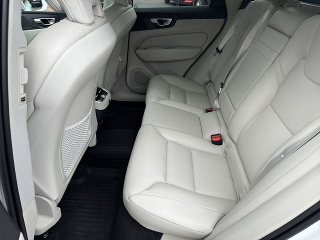 2020 Volvo XC60 T6 Inscription