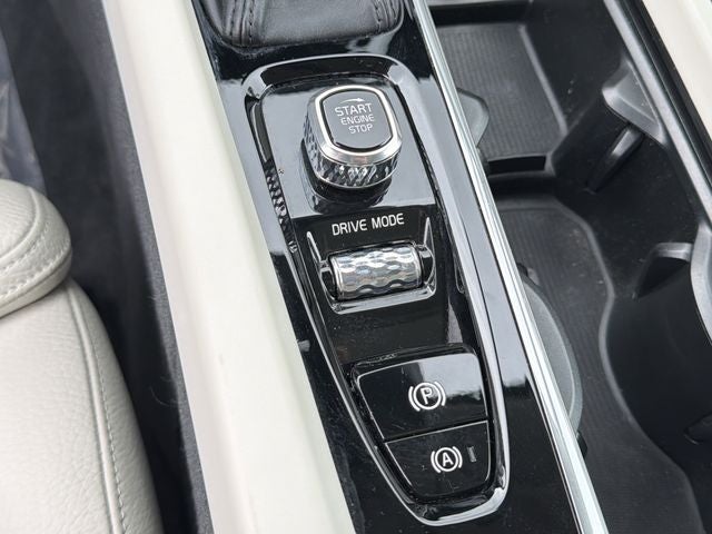 2020 Volvo XC60 T6 Inscription